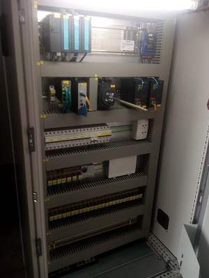 Hệ thống phát hiện tự động khí CO2, NH3 & CH4 - inside panel