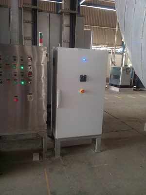 Hệ thống phát hiện tự động khí CO2, NH3 & CH4 - outside panes